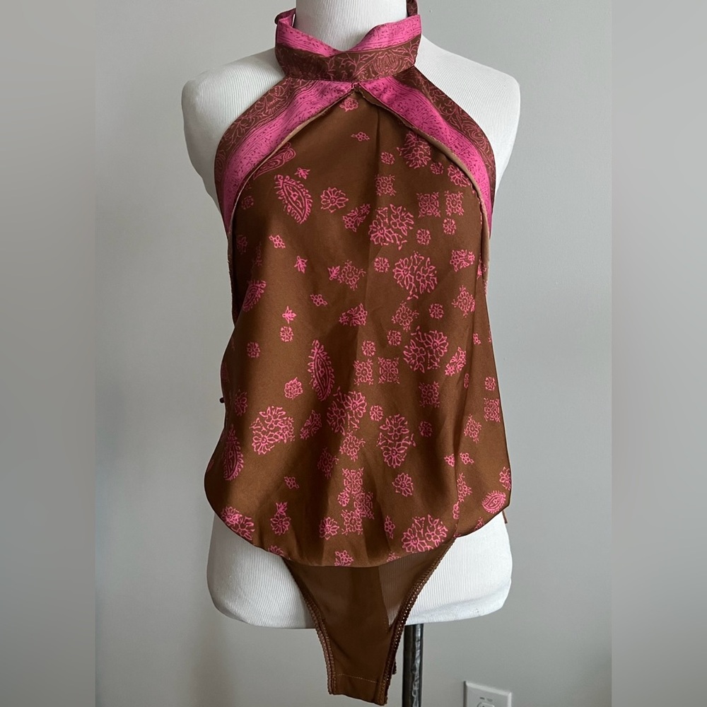 New-Free People intimately halter body suit in a XS - Picture 2 of 5